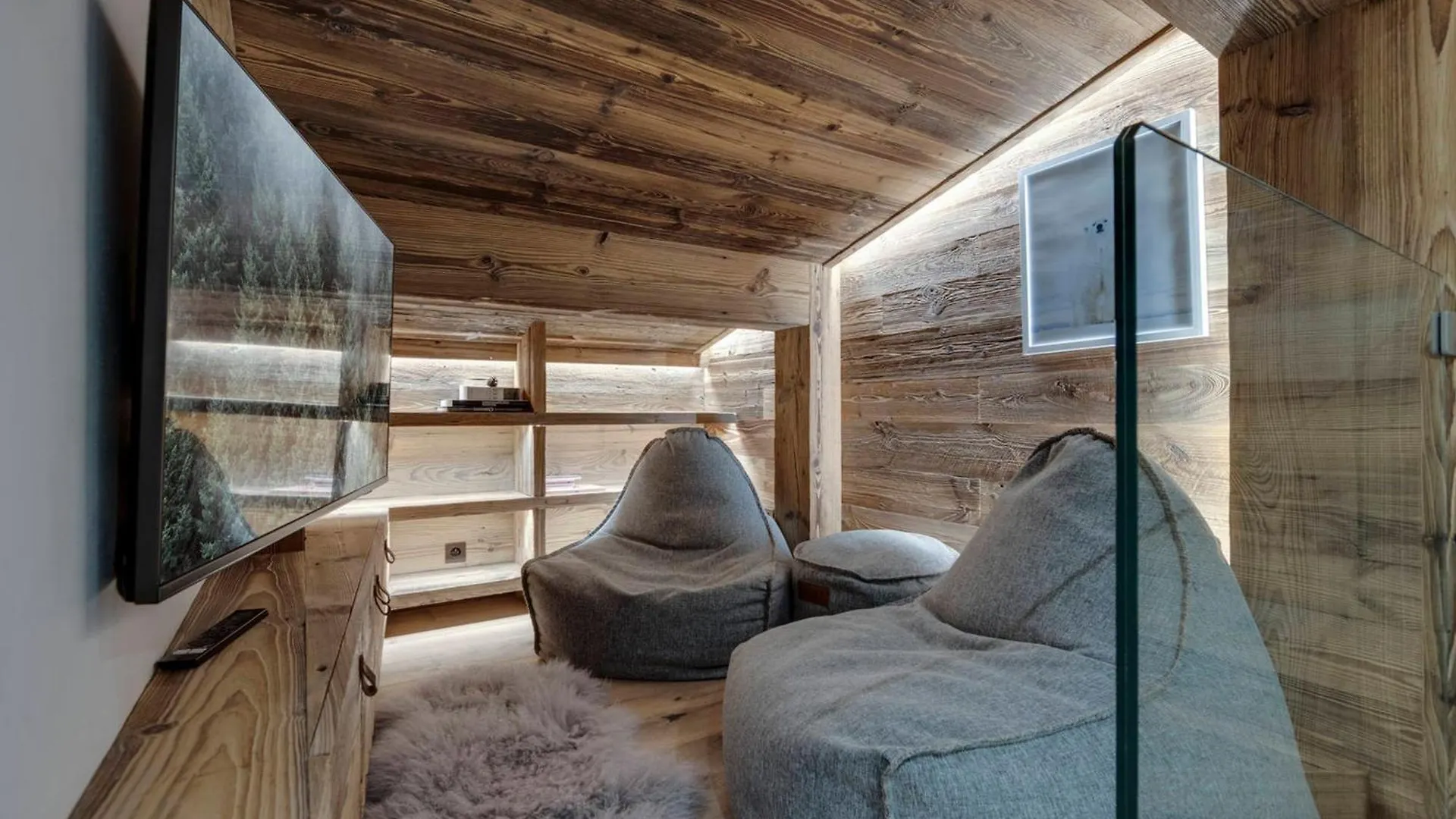 Chalet Skis Aux Pieds Avec Piscine Et Sauna A Val-D'Isere - Fr-1-567-126 0*,